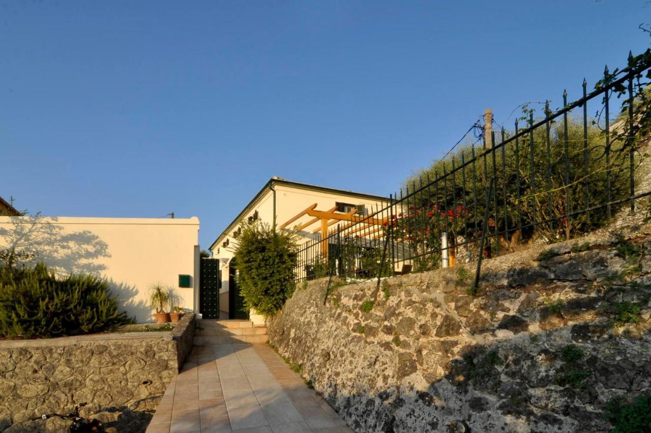 Myronis Villa Corfu Town エクステリア 写真