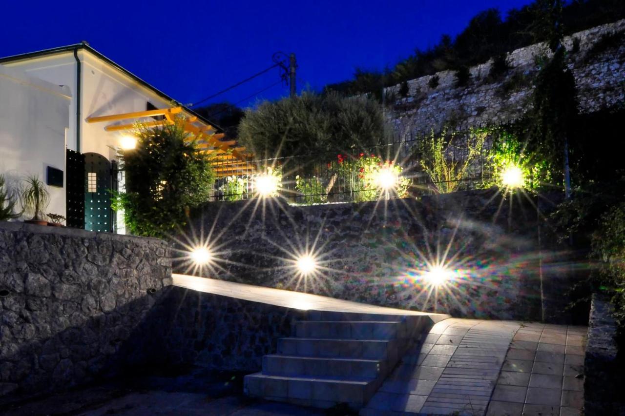 Myronis Villa Corfu Town エクステリア 写真